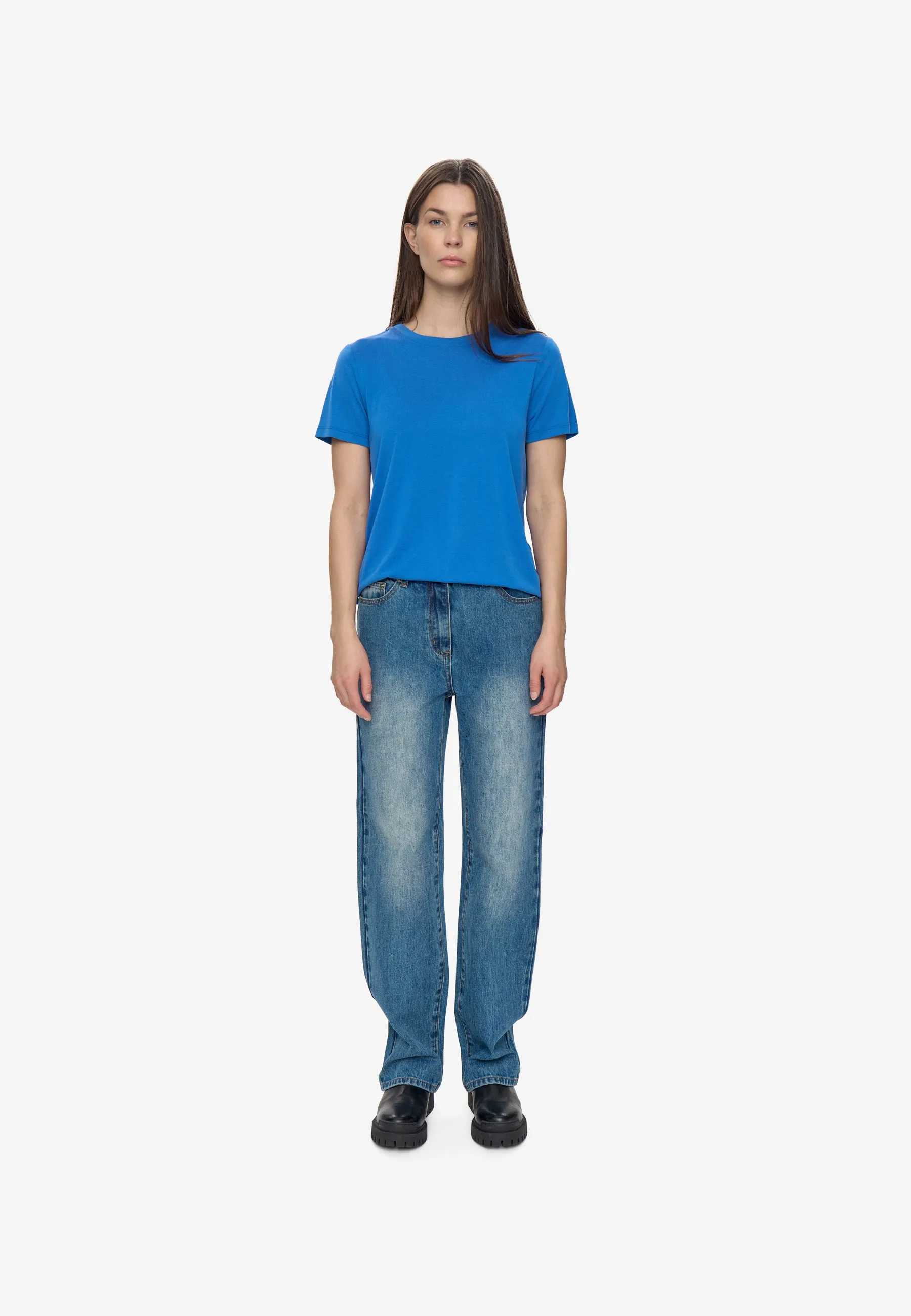 Rynah t-shirt 2.0 0281 - Victoria Blue sold by Minimum