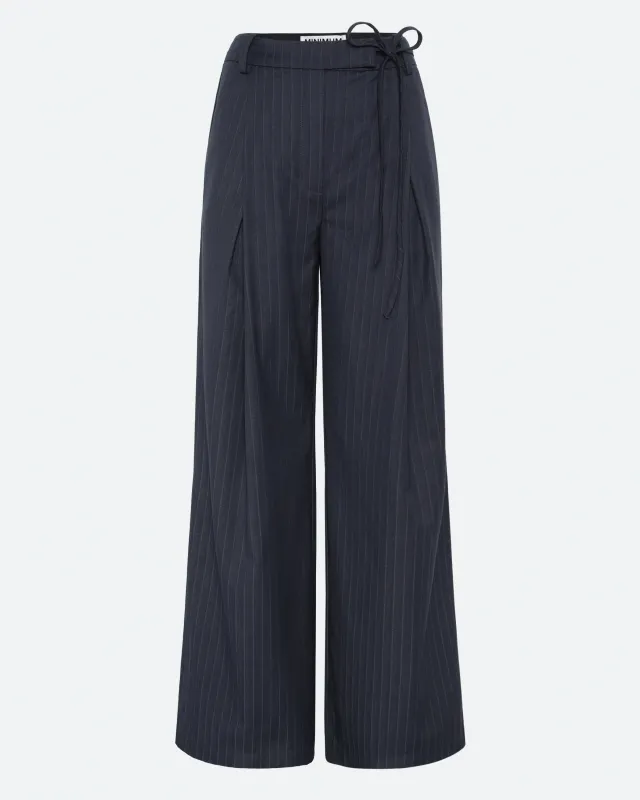 Gunli pants 4421 - Black sold by Minimum