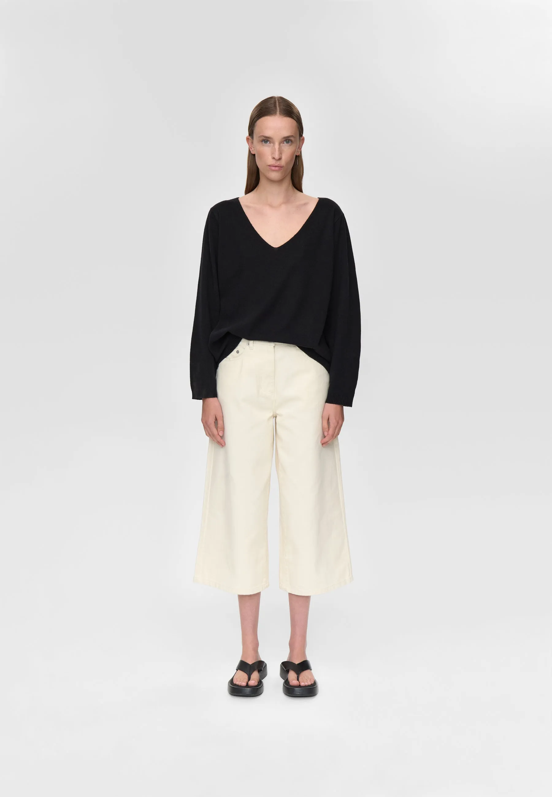 Codas 3801 Jumper - Black sold by Minimum