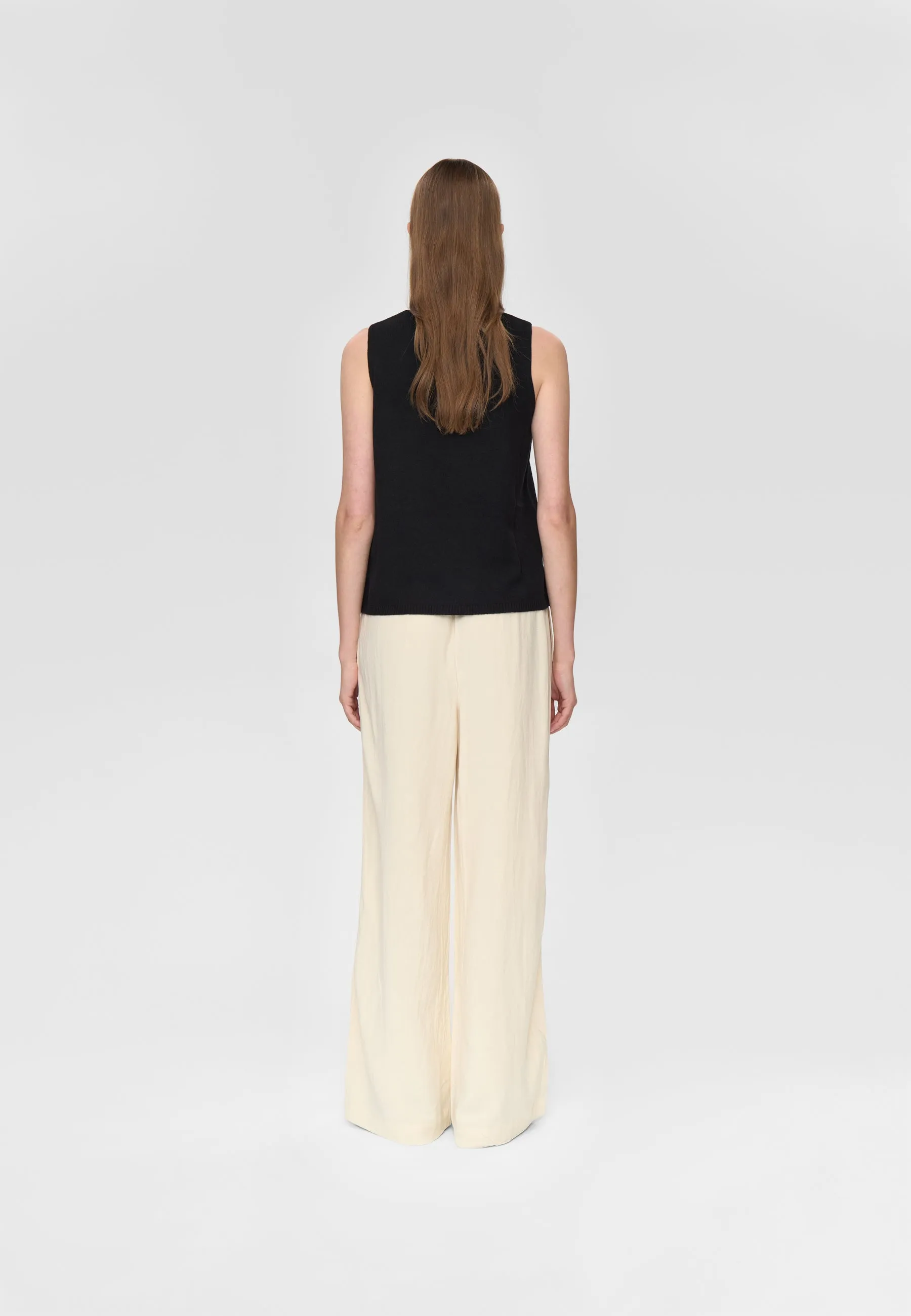 Auburns 3801 Gilet - Black sold by Minimum product image thumbnail 3