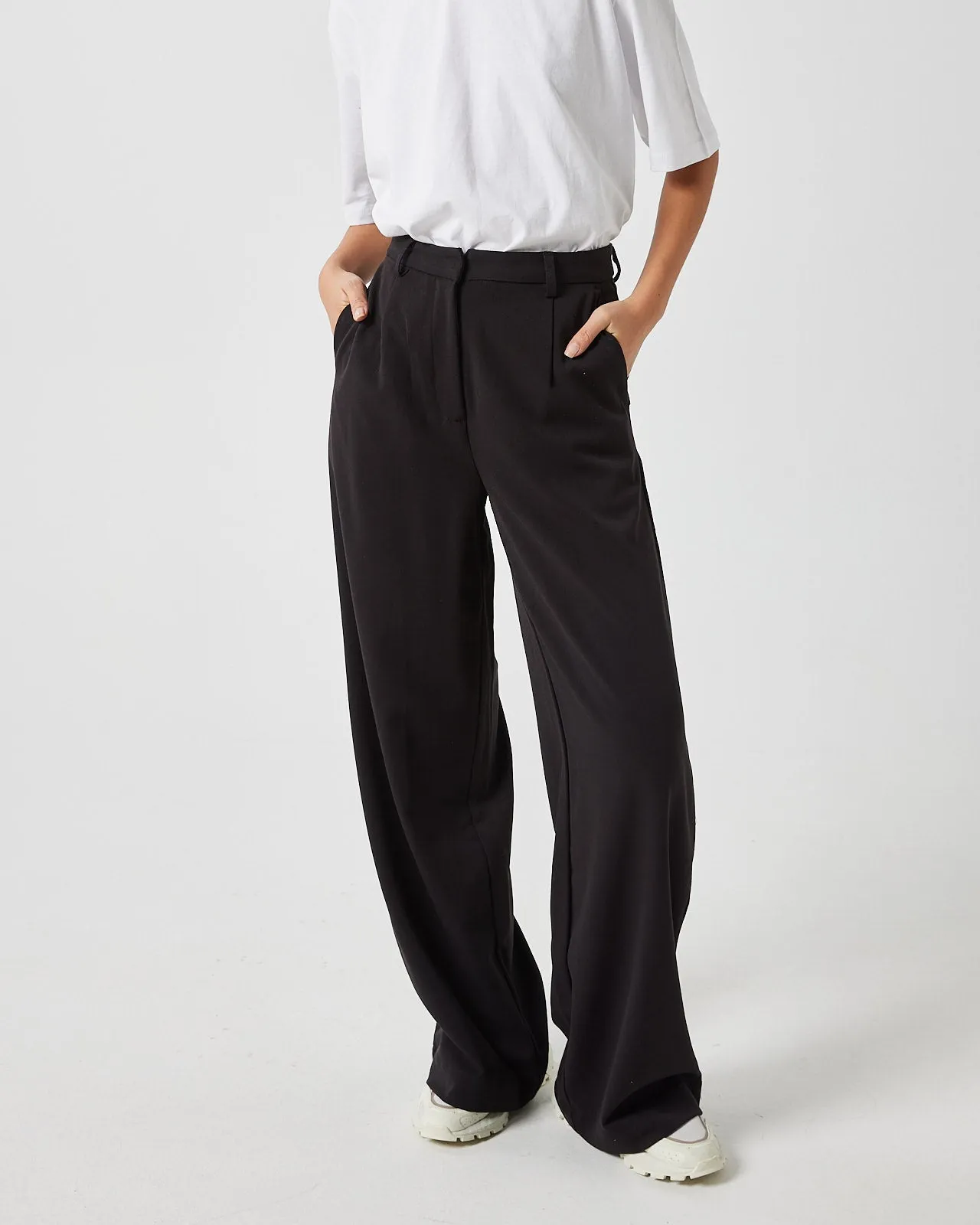 Lessa dressed pants 2.0 e54 - Black sold by Minimum product image thumbnail 3