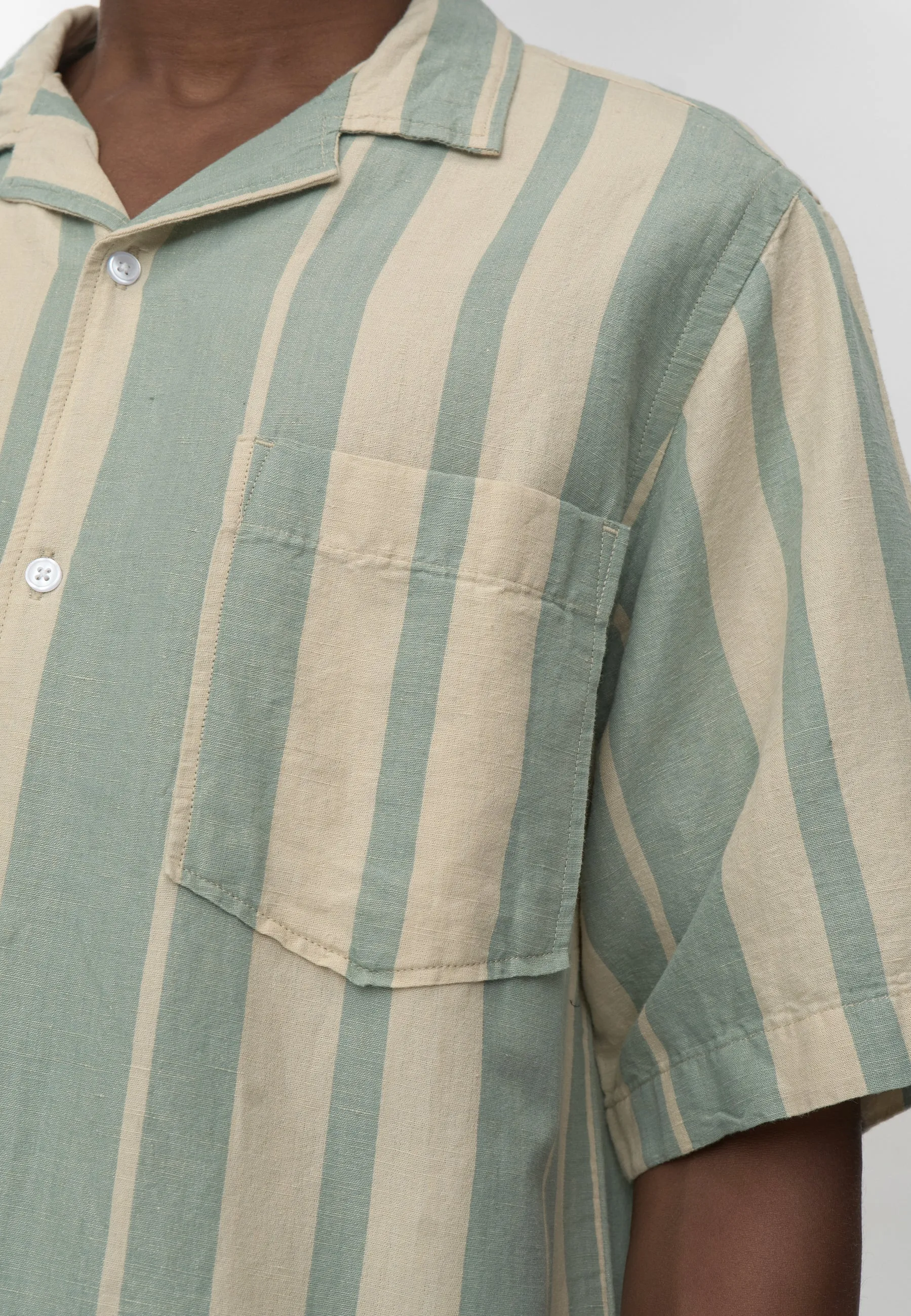 Hayden reg ss striped shirt 4577 - Chinois green sold by Minimum product image thumbnail 4