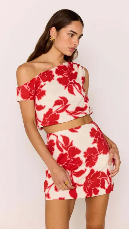 Red & White Floral Linen Blend Asymmetric Crop Top sold by MINKPINK