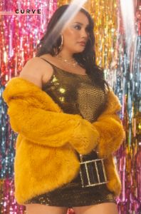 Turning Heads - Gold sold by Miss Lola