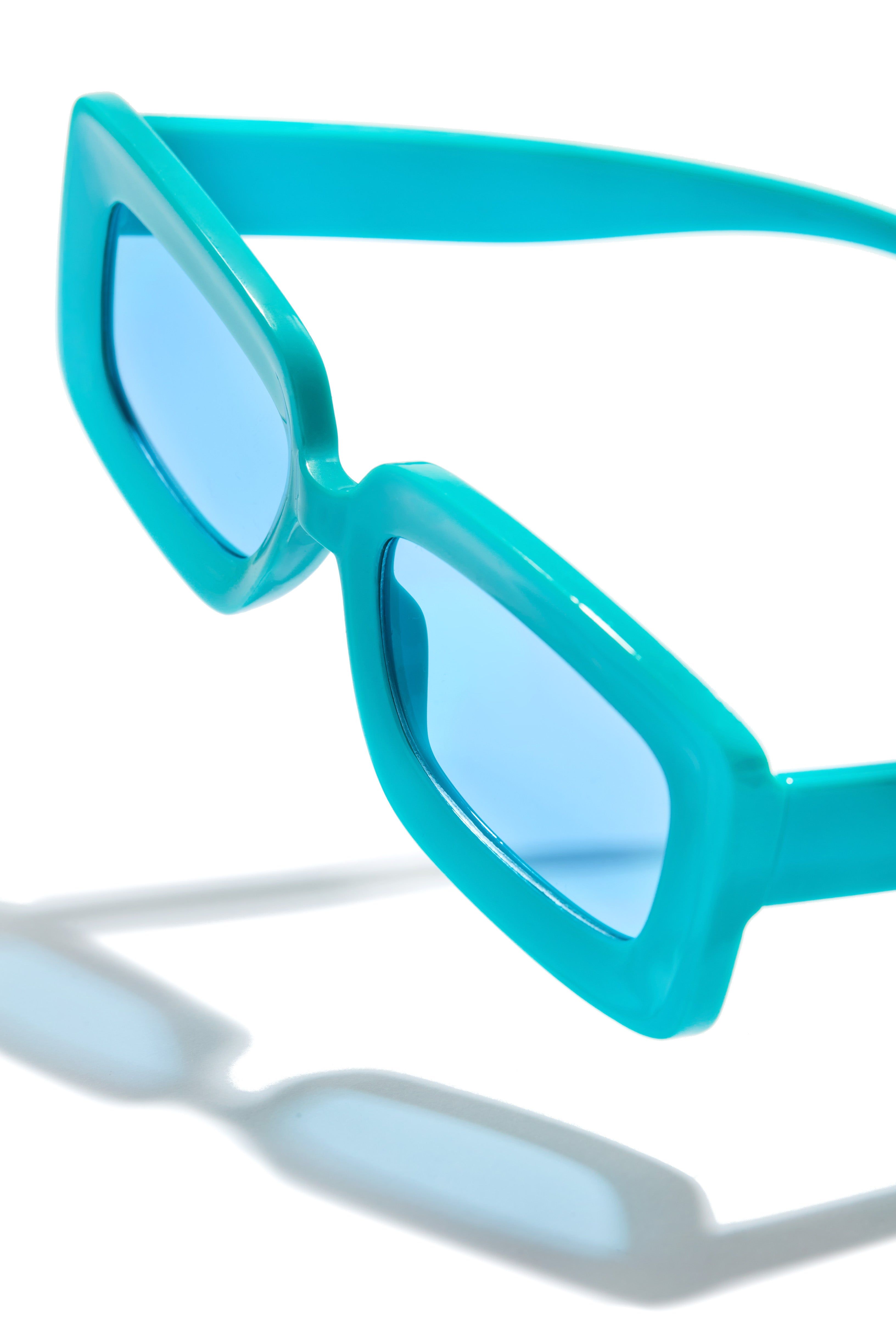 Nuria - Blue sold by Miss Lola product image thumbnail 4