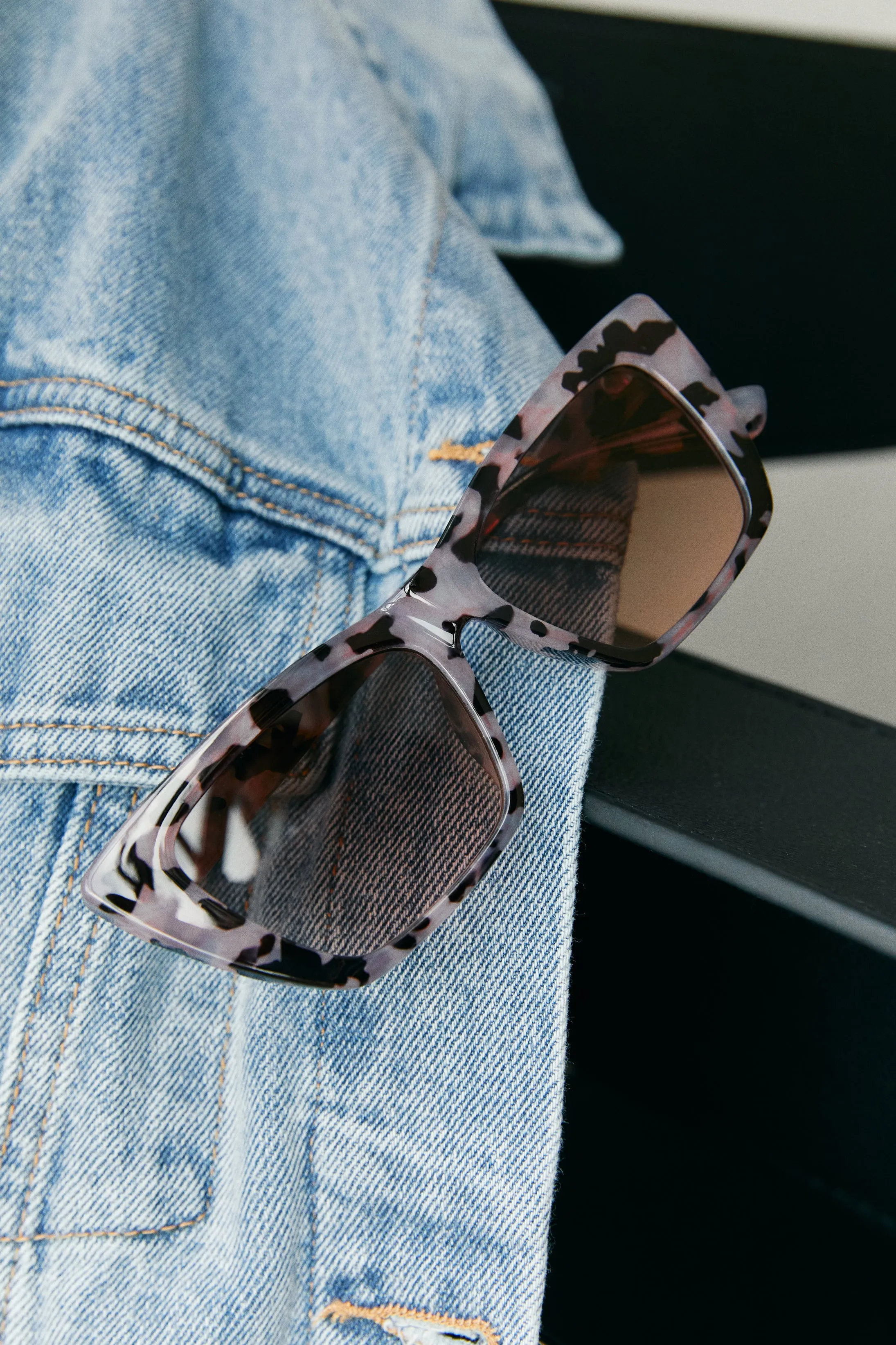 Weekend Mode - Tortoise sold by Miss Lola