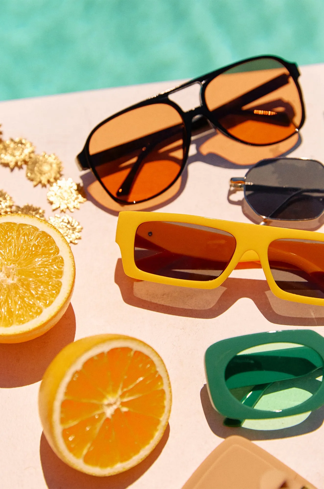 Lori Oversized Sunglasses - Tan sold by Miss Lola product image thumbnail 5