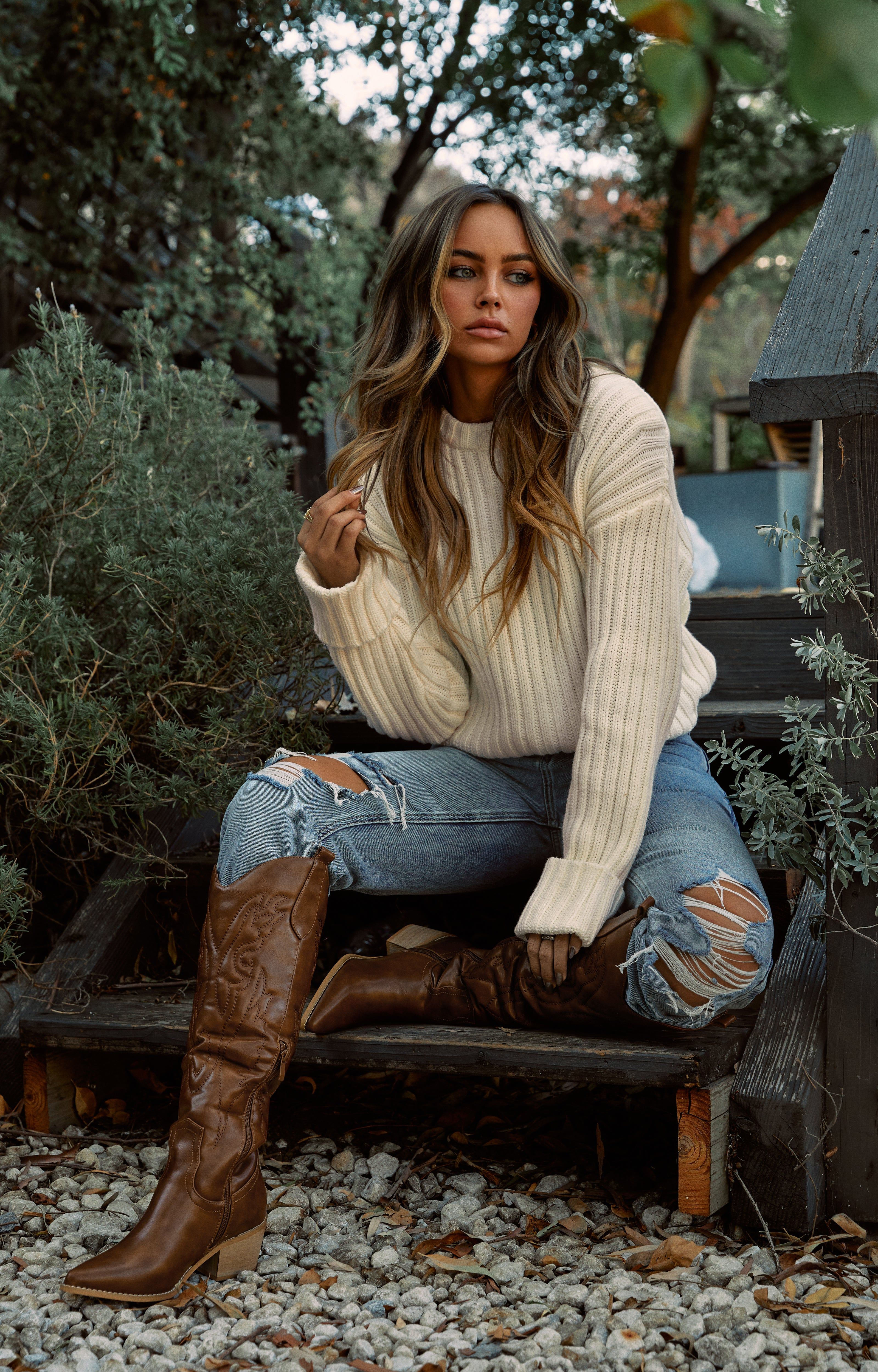 Giulia - Ivory sold by Miss Lola product image thumbnail 5