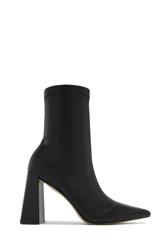 Giselle - Black sold by Miss Lola