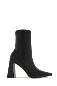 Giselle - Black sold by Miss Lola