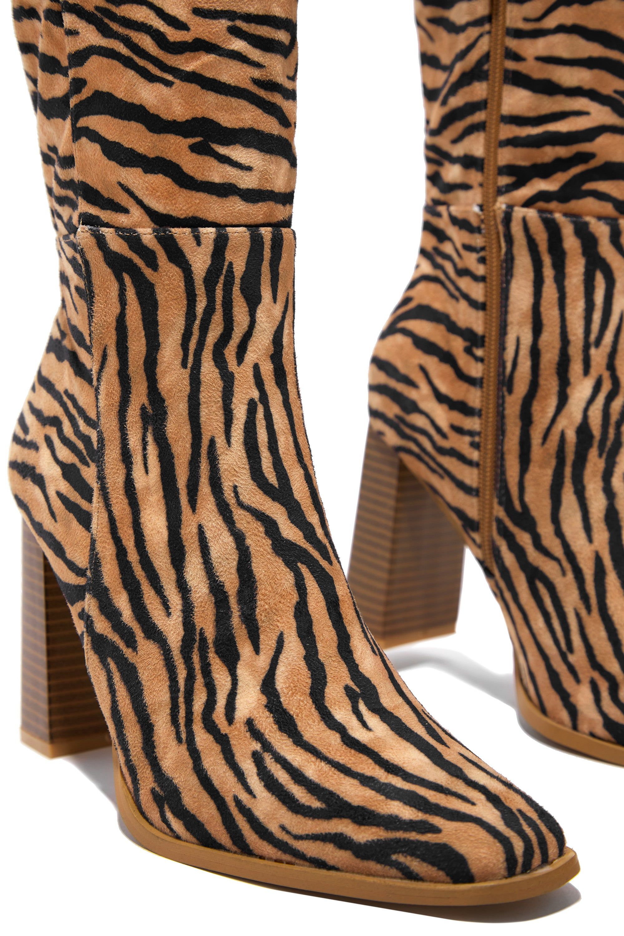 Amina - Print sold by Miss Lola product image thumbnail 3