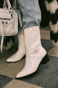 Mainstage Moment - White sold by Miss Lola