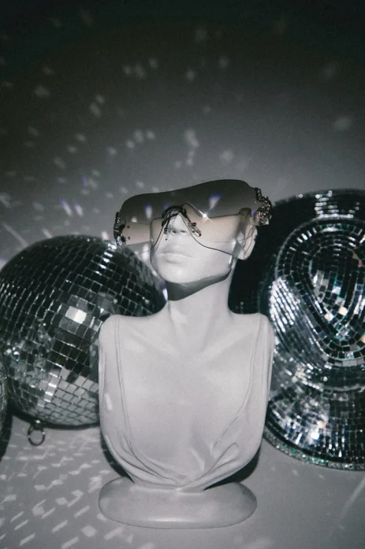 2000'S - Clear sold by Miss Lola