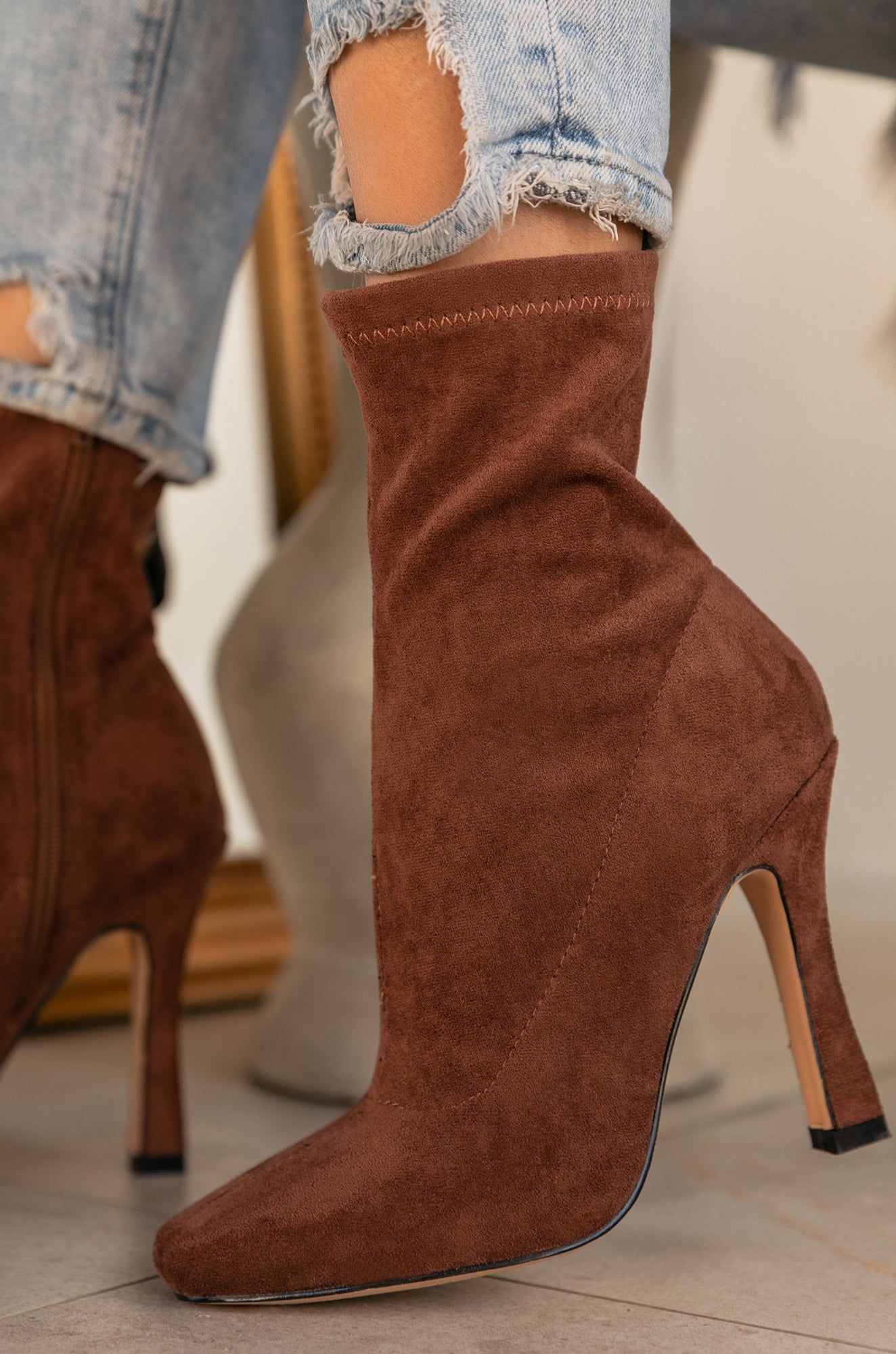 NYC Moves - Mocha sold by Miss Lola