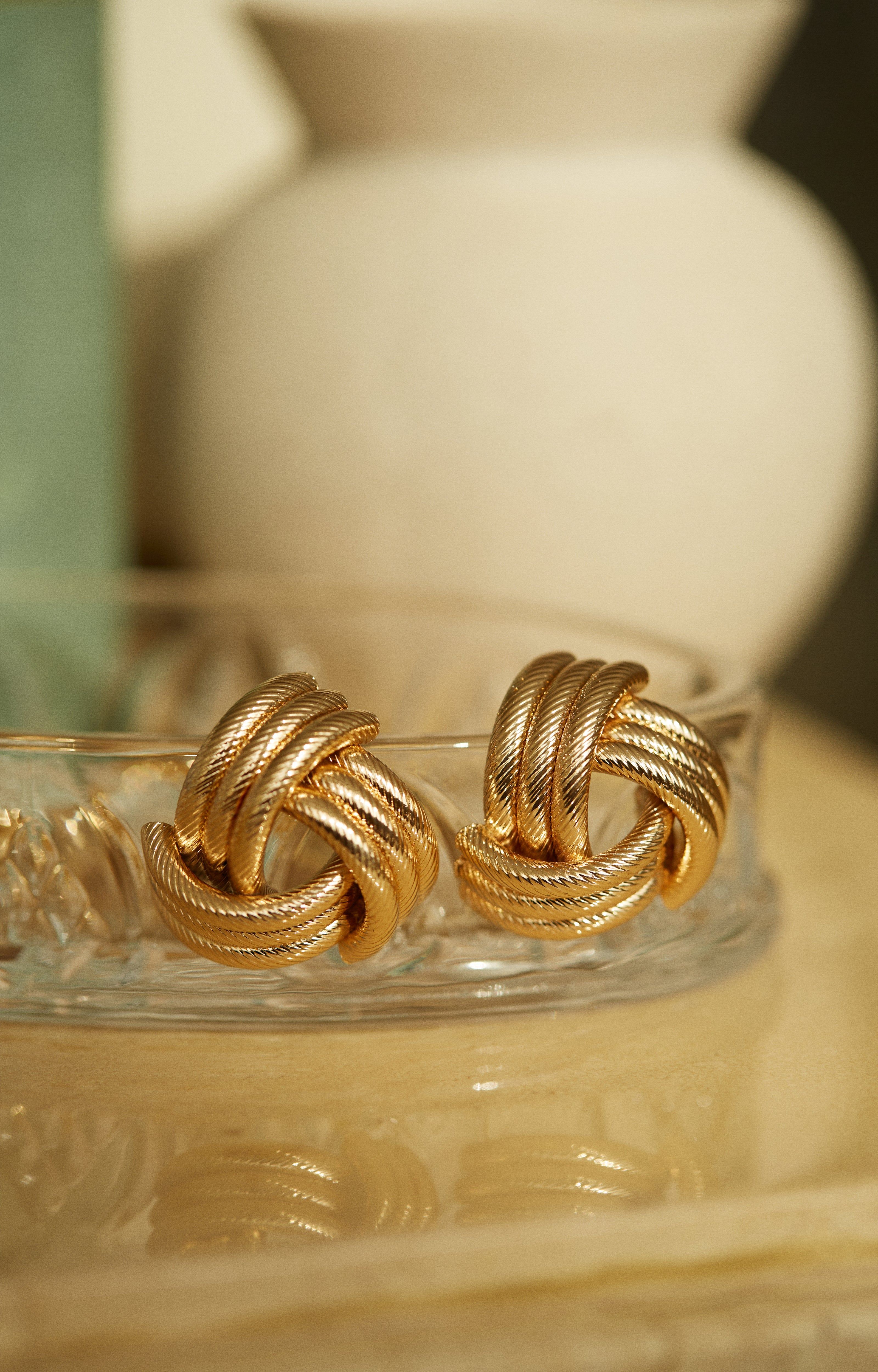 Lesya - Gold sold by Miss Lola