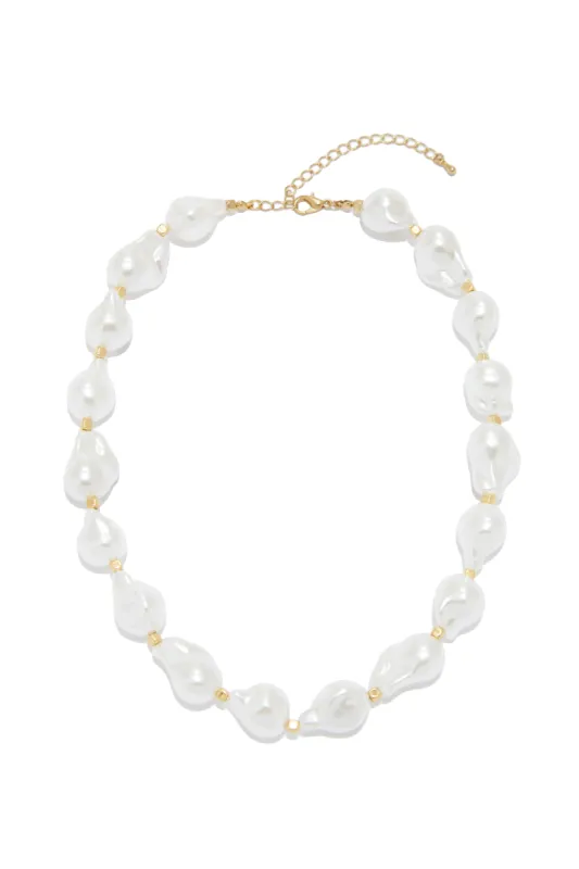 Alessya Chunky Pearl Beaded Necklace - White sold by Miss Lola