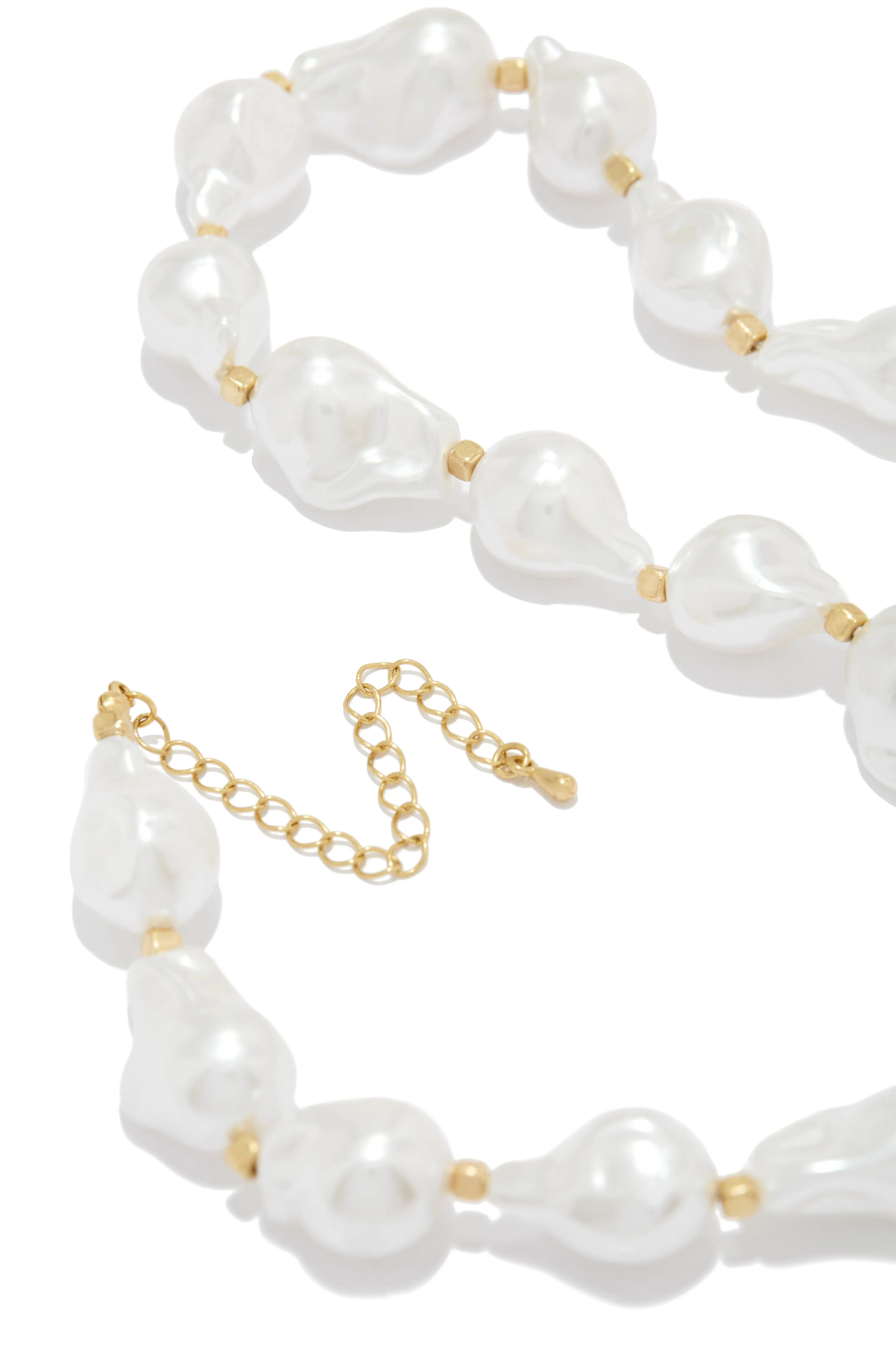 Alessya Chunky Pearl Beaded Necklace - White sold by Miss Lola product image thumbnail 5