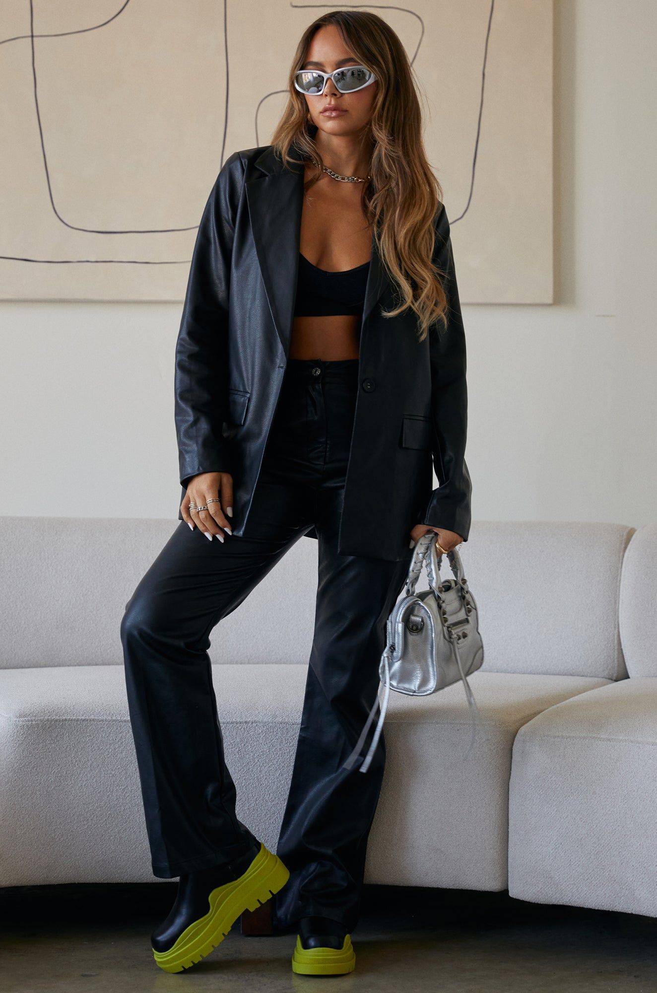 Jinelle - Black sold by Miss Lola product image thumbnail 7