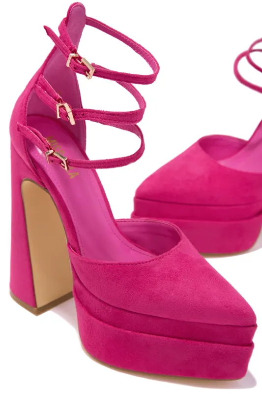 Gysele - Pink sold by Miss Lola