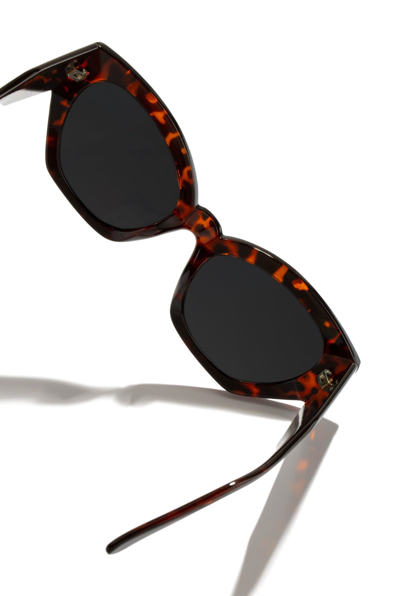 Riah - Tortoise sold by Miss Lola product image thumbnail 3