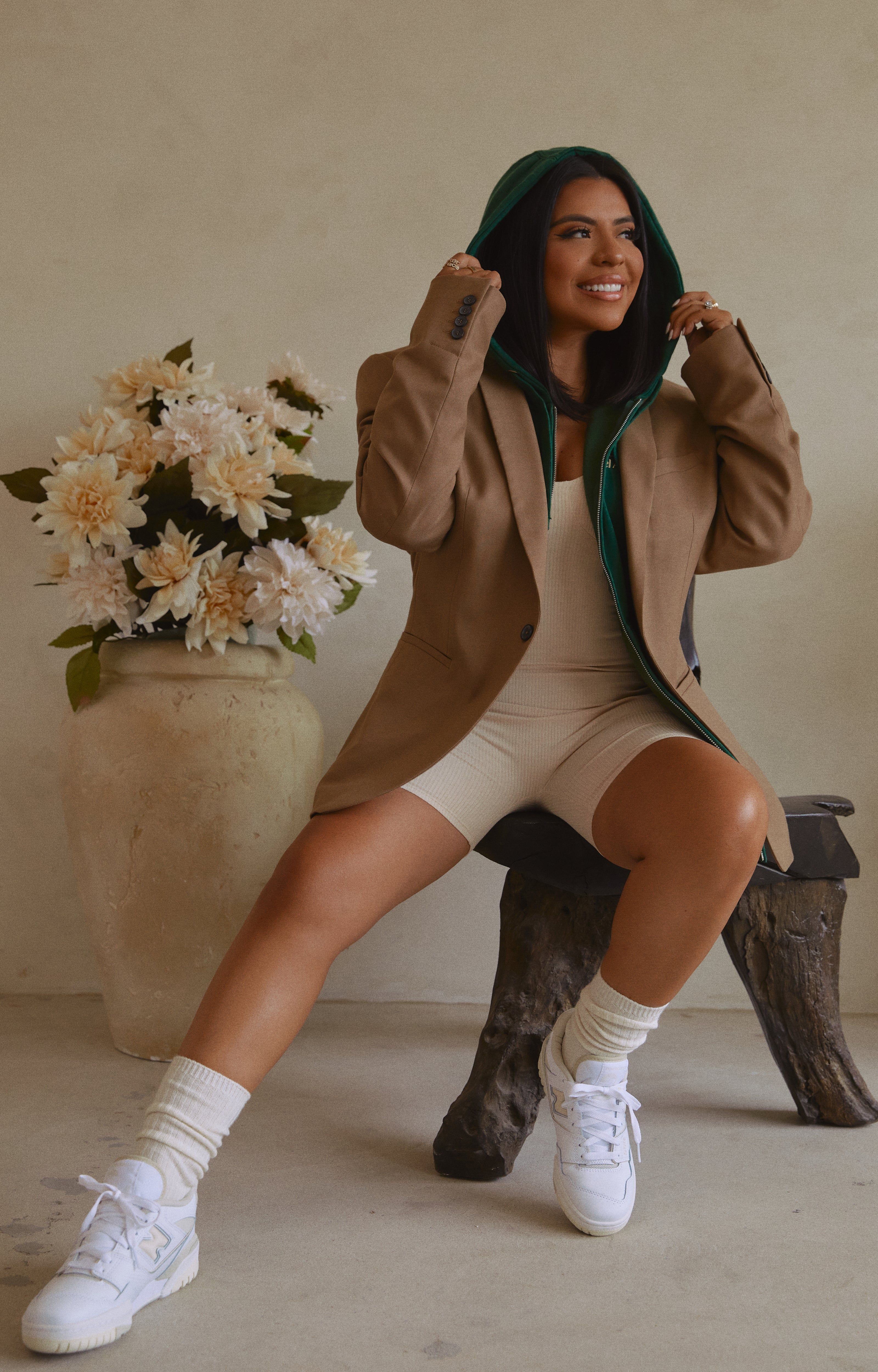 Jordyn - Ivory sold by Miss Lola product image thumbnail 2