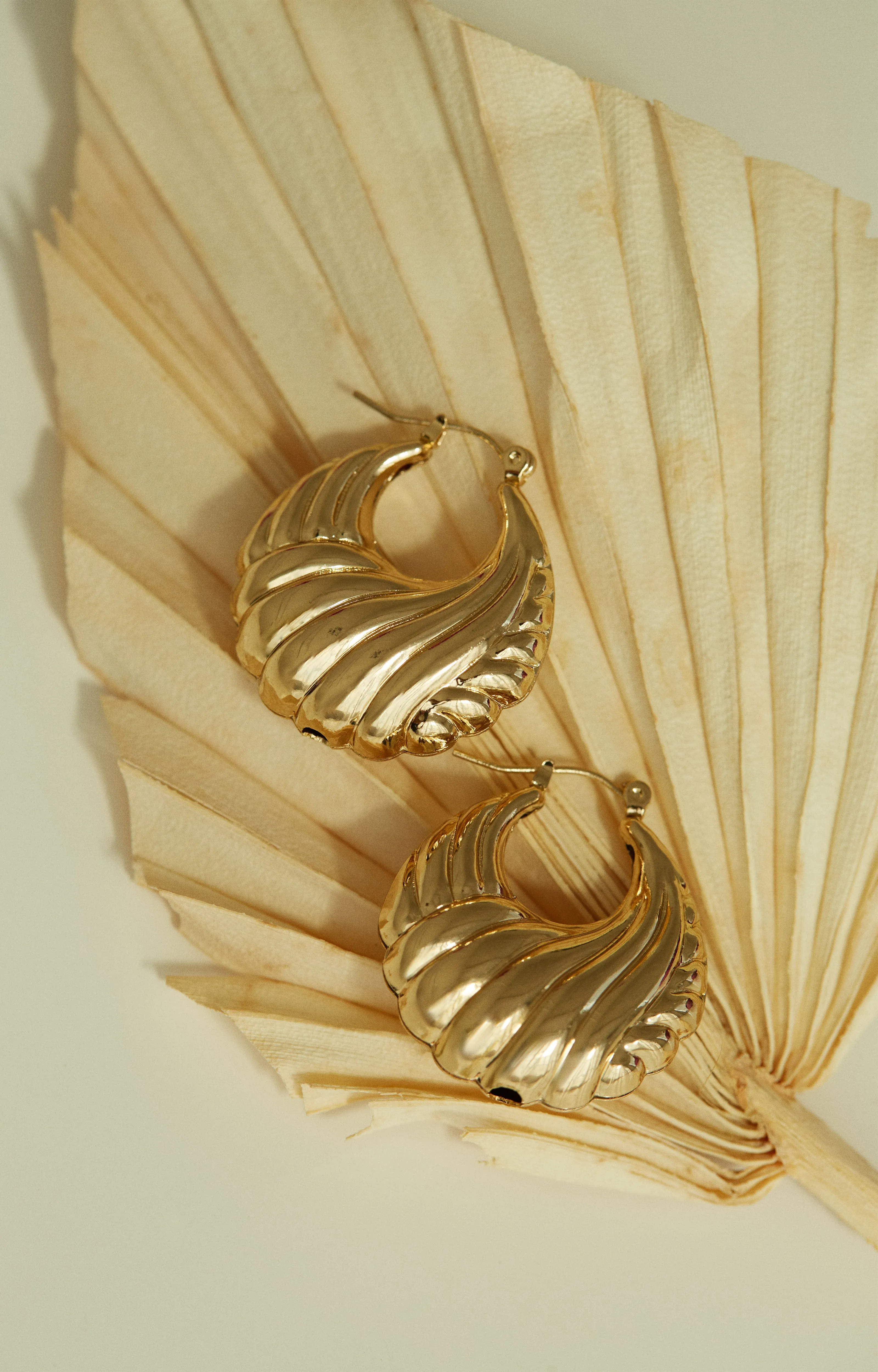 Amiria - Gold sold by Miss Lola