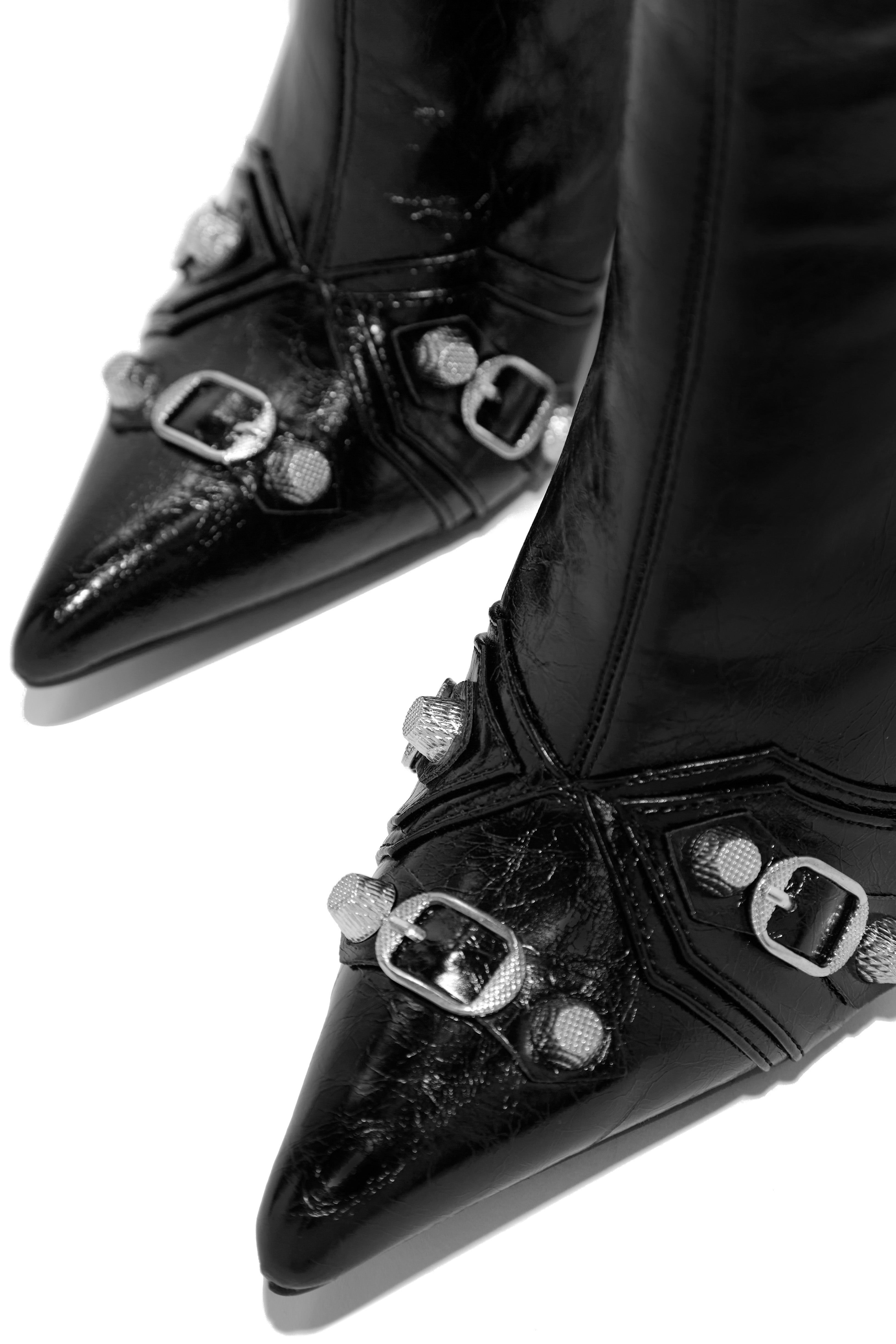 Maddison - Black sold by Miss Lola product image thumbnail 2