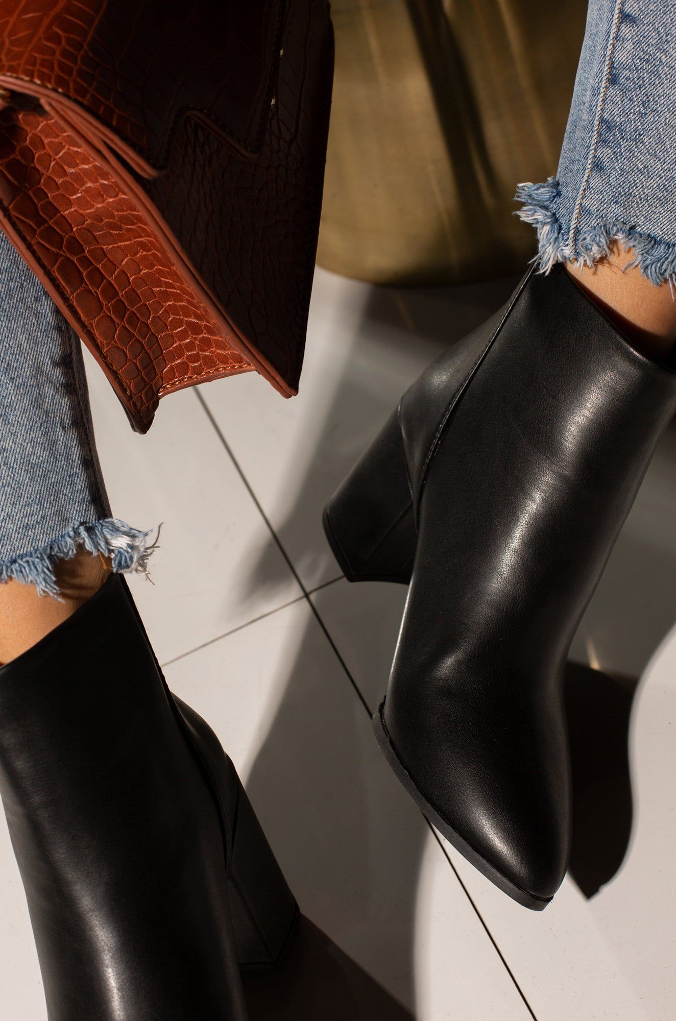 Hayley - Black sold by Miss Lola product image thumbnail 2