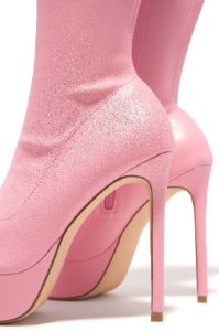 Flirty Feeling - Pink sold by Miss Lola