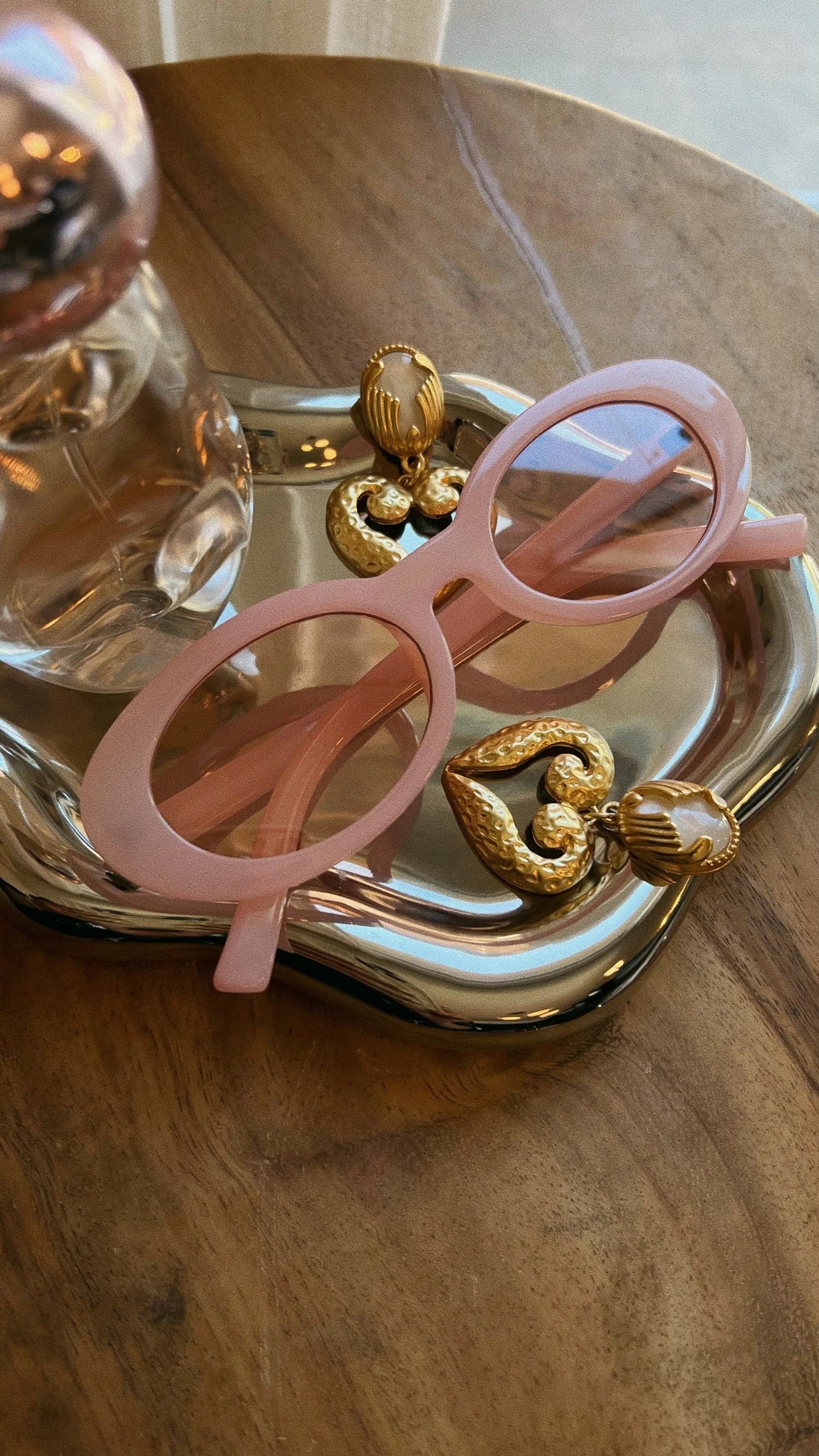 Elena Oval Sunglasses - Pink sold by Miss Lola