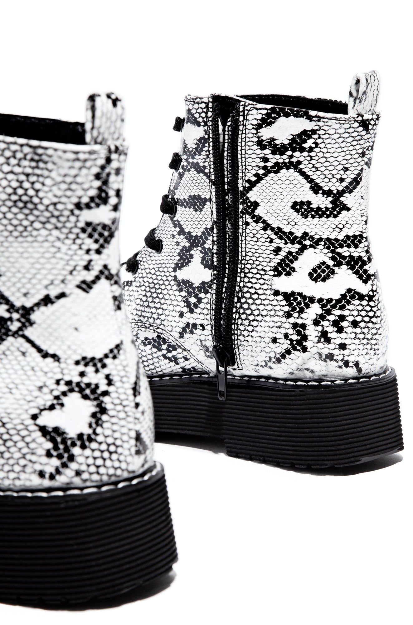 Big City Dreams - Snake sold by Miss Lola product image thumbnail 3