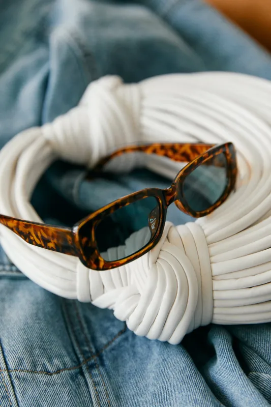 Liane - Tortoise sold by Miss Lola