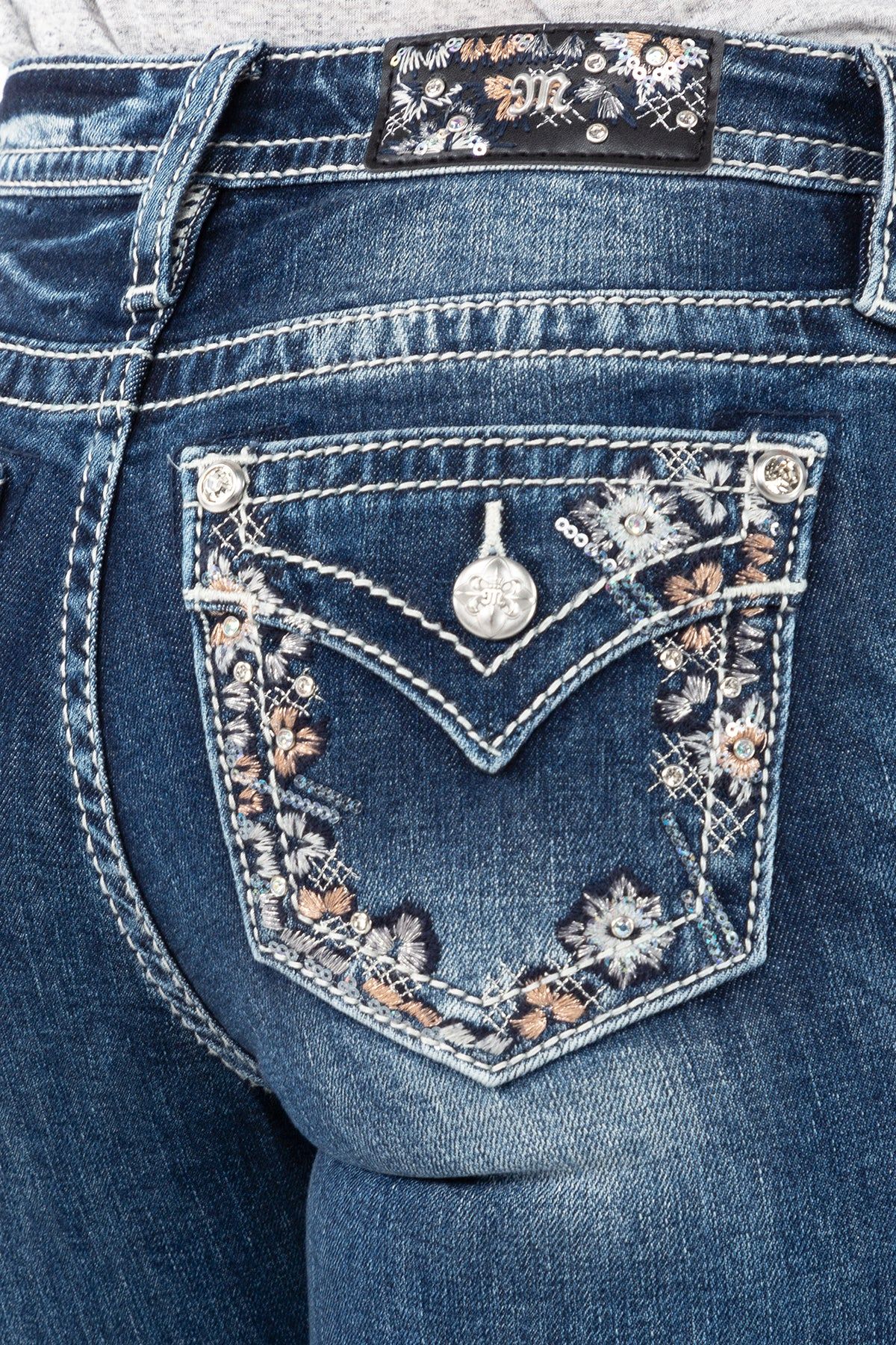 Fearless Flower Skinny Jean sold by Miss Me product image thumbnail 2