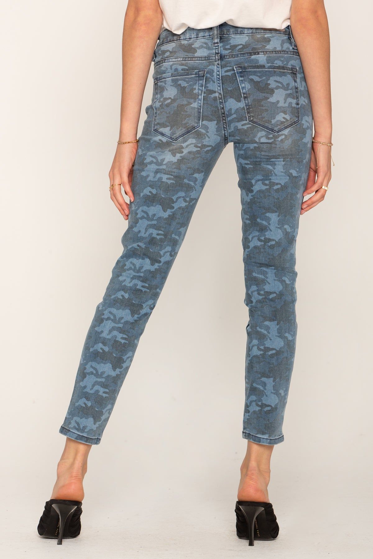 Never Blend In Camo Skinny Jeans sold by Miss Me product image thumbnail 2
