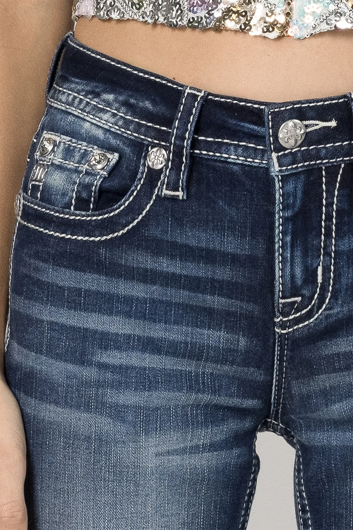 Fantastic Fleur De Lis Skinny Jeans sold by Miss Me product image thumbnail 5