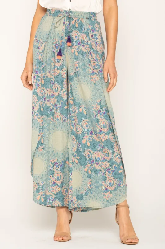 Floral Tulip Leg Pants sold by Miss Me