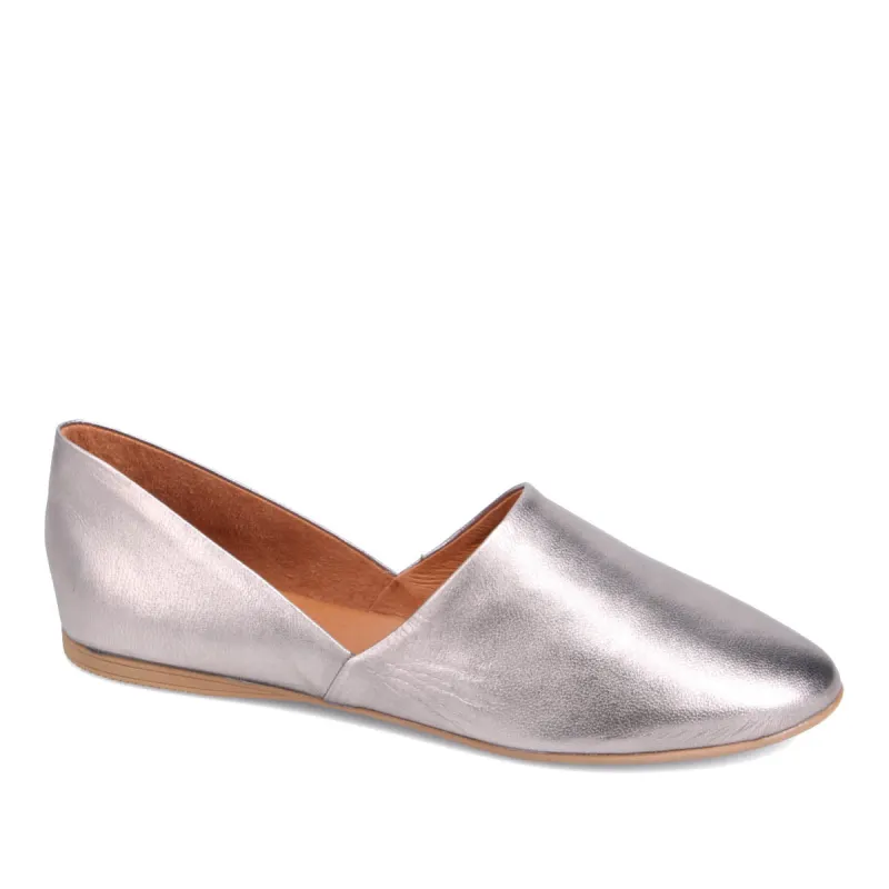 Kimmy Metallic Flat sold by Miz Mooz