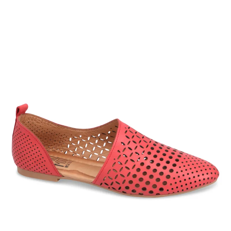 Gwenna Flat sold by Miz Mooz