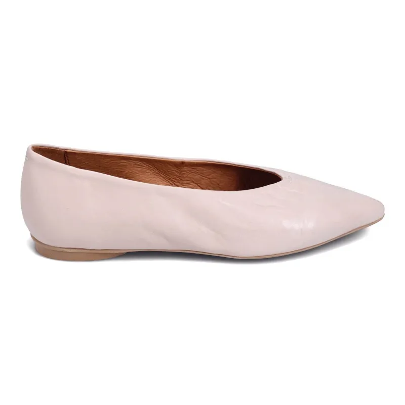 Jaylyn Flat sold by Miz Mooz