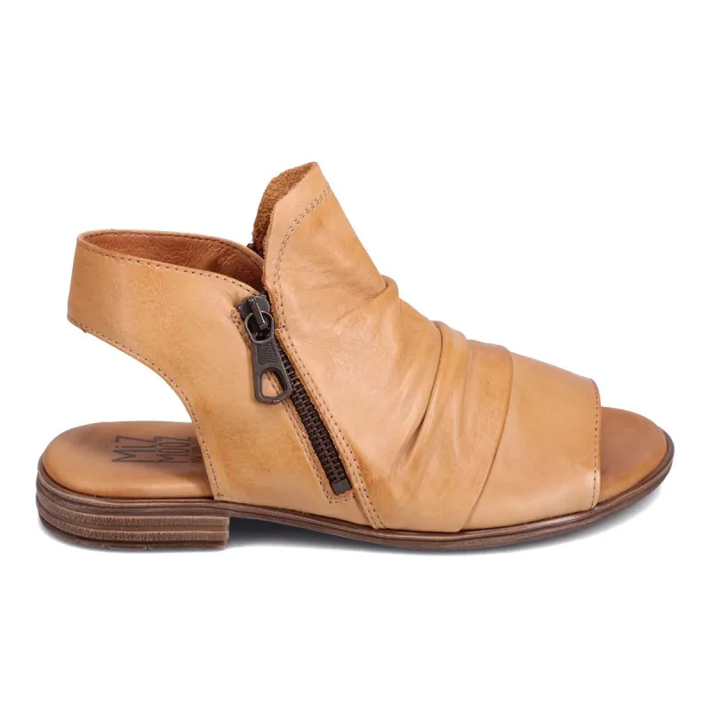 Dylan Sandal II sold by Miz Mooz