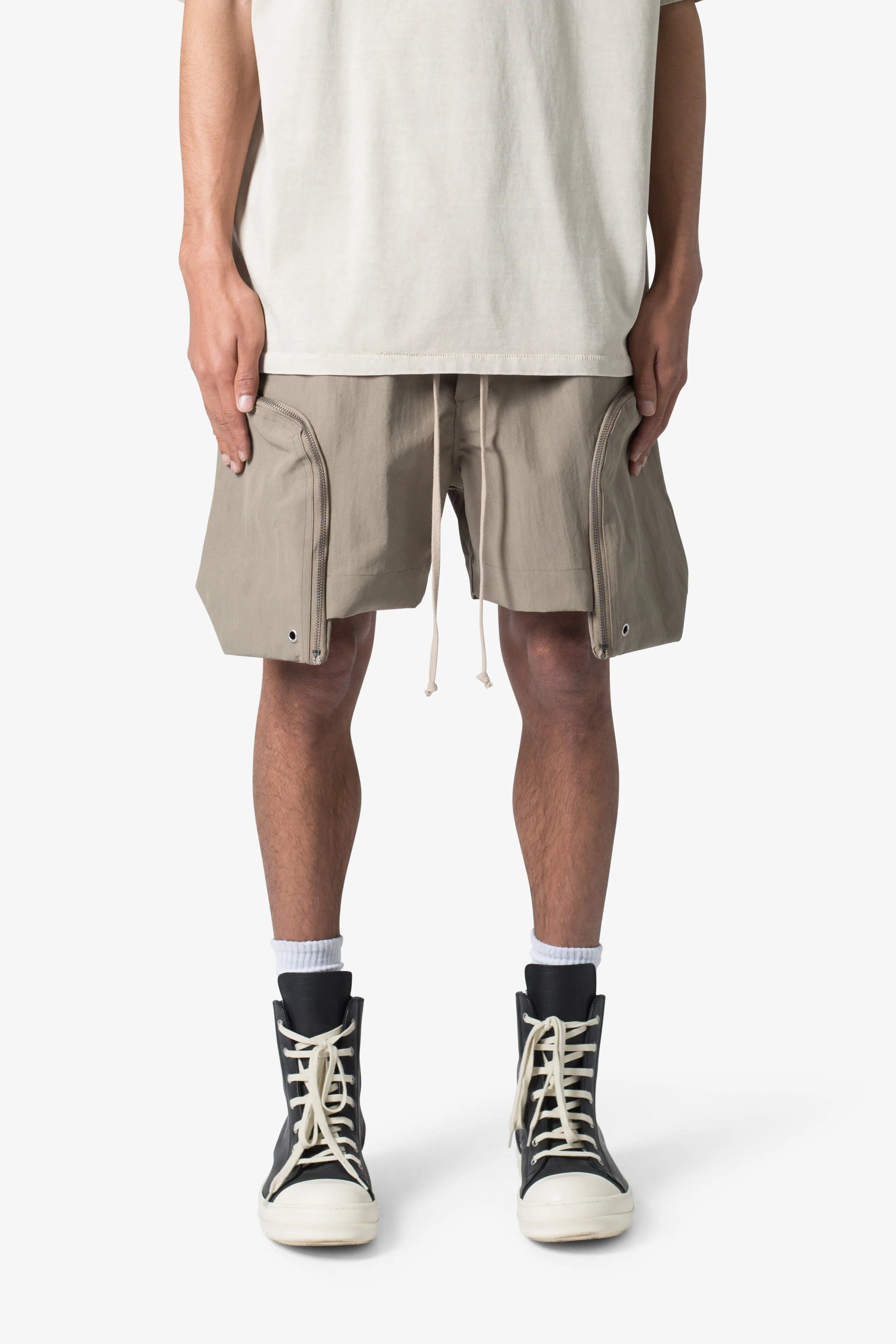 Front Pocket Geo Shorts - Olive sold by MNML product image thumbnail 2