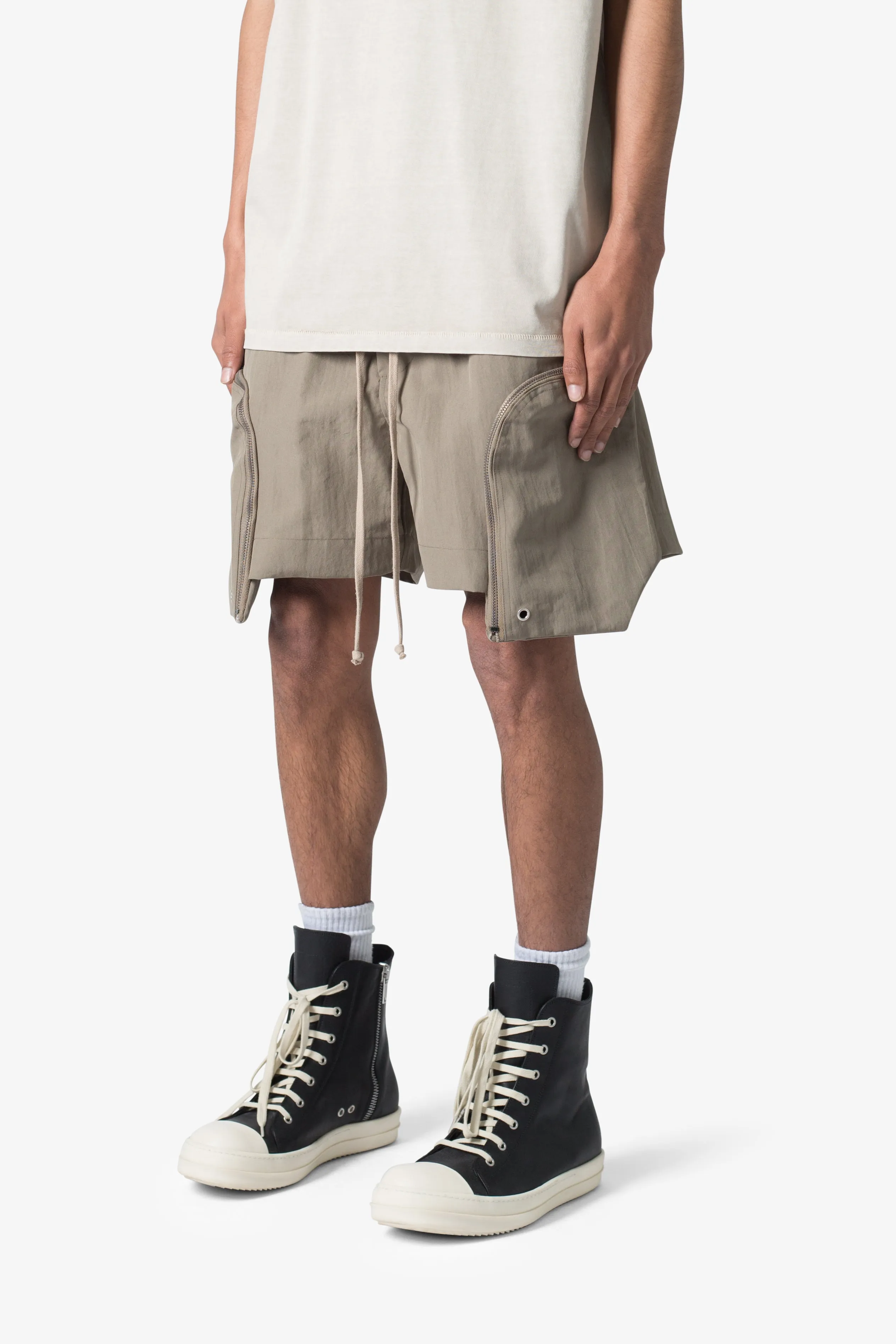 Front Pocket Geo Shorts - Olive sold by MNML product image thumbnail 3
