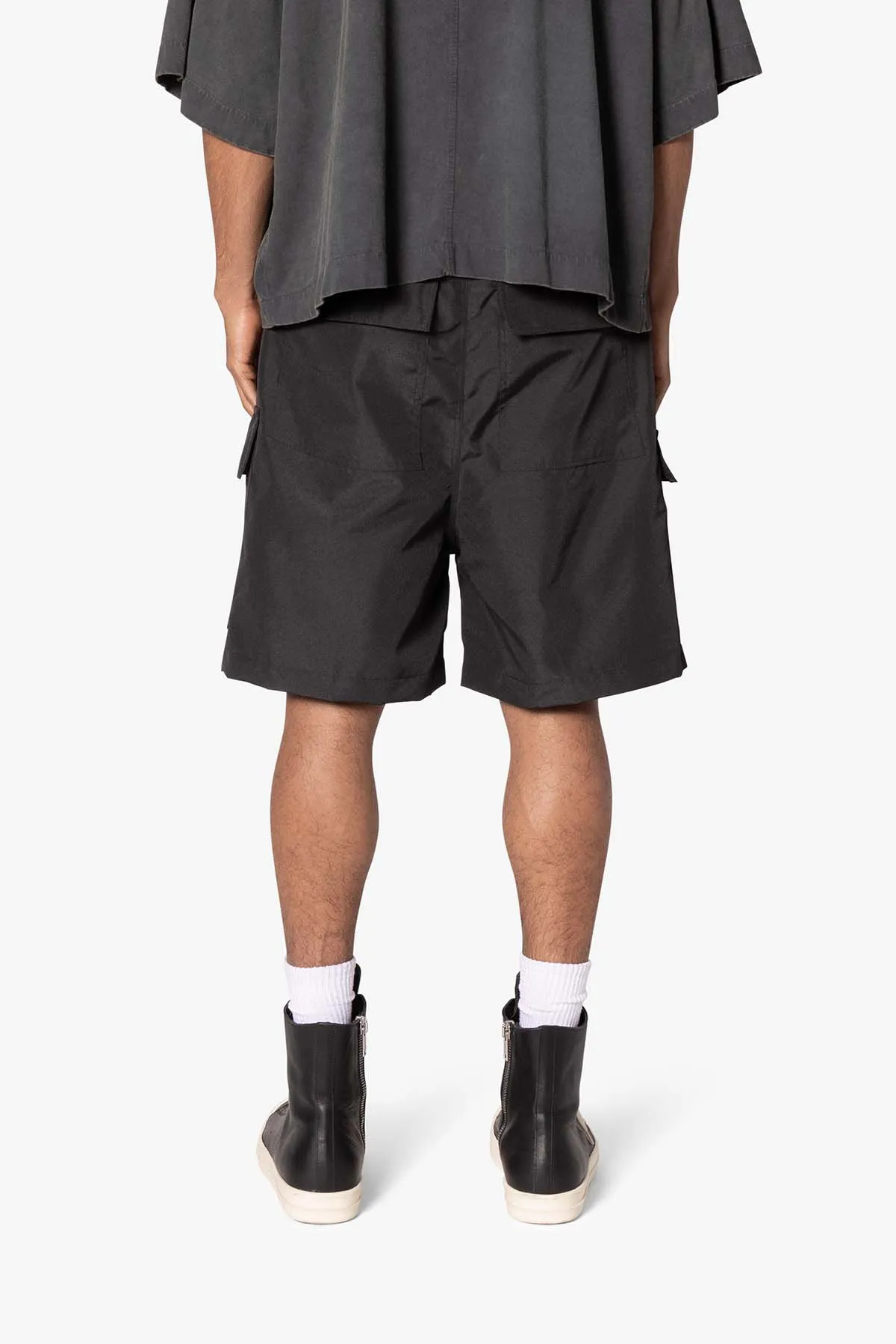 Rave Double Cargo Shorts - Black sold by MNML product image thumbnail 5