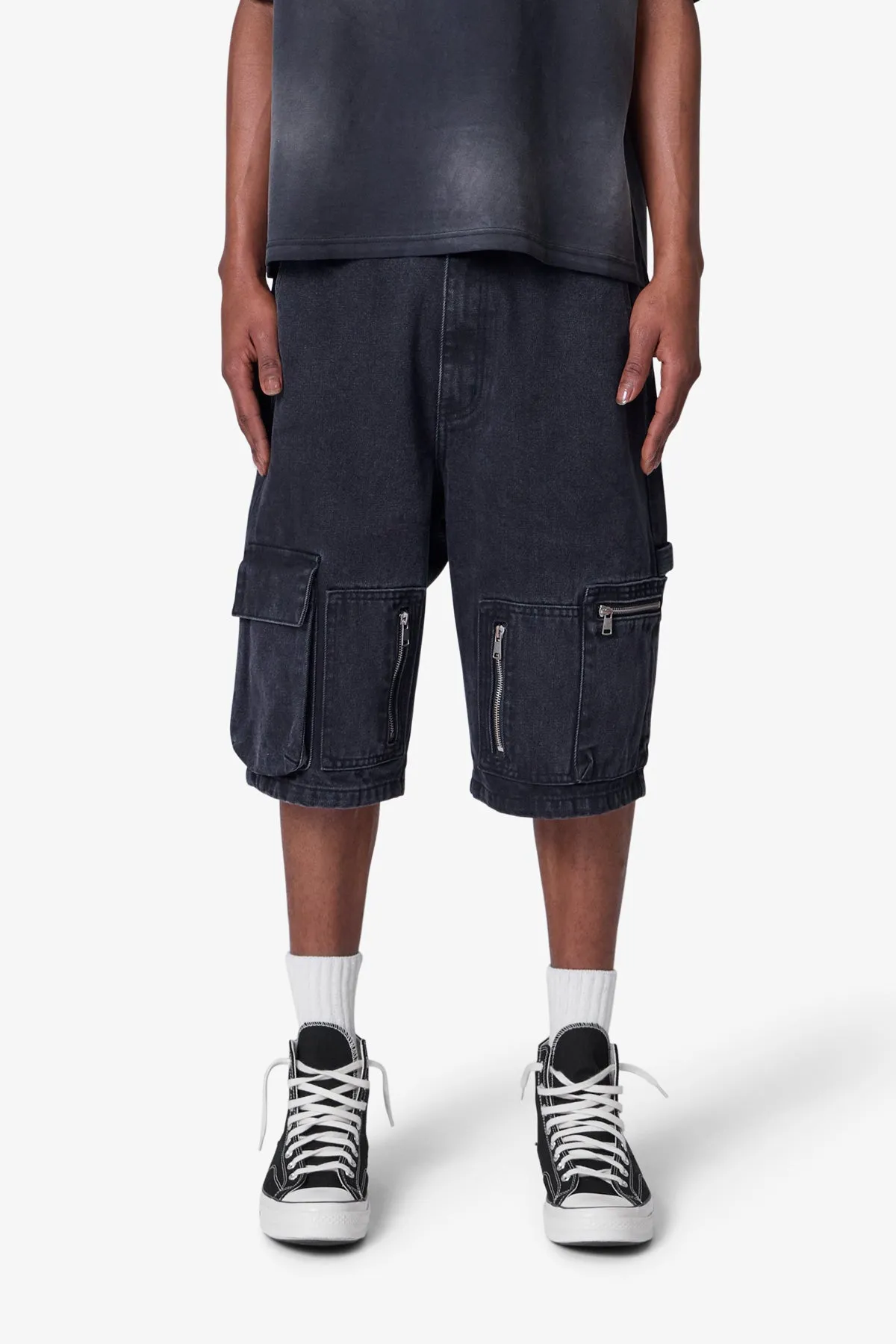 Baggy Zipper Denim Shorts - Black sold by MNML product image thumbnail 2