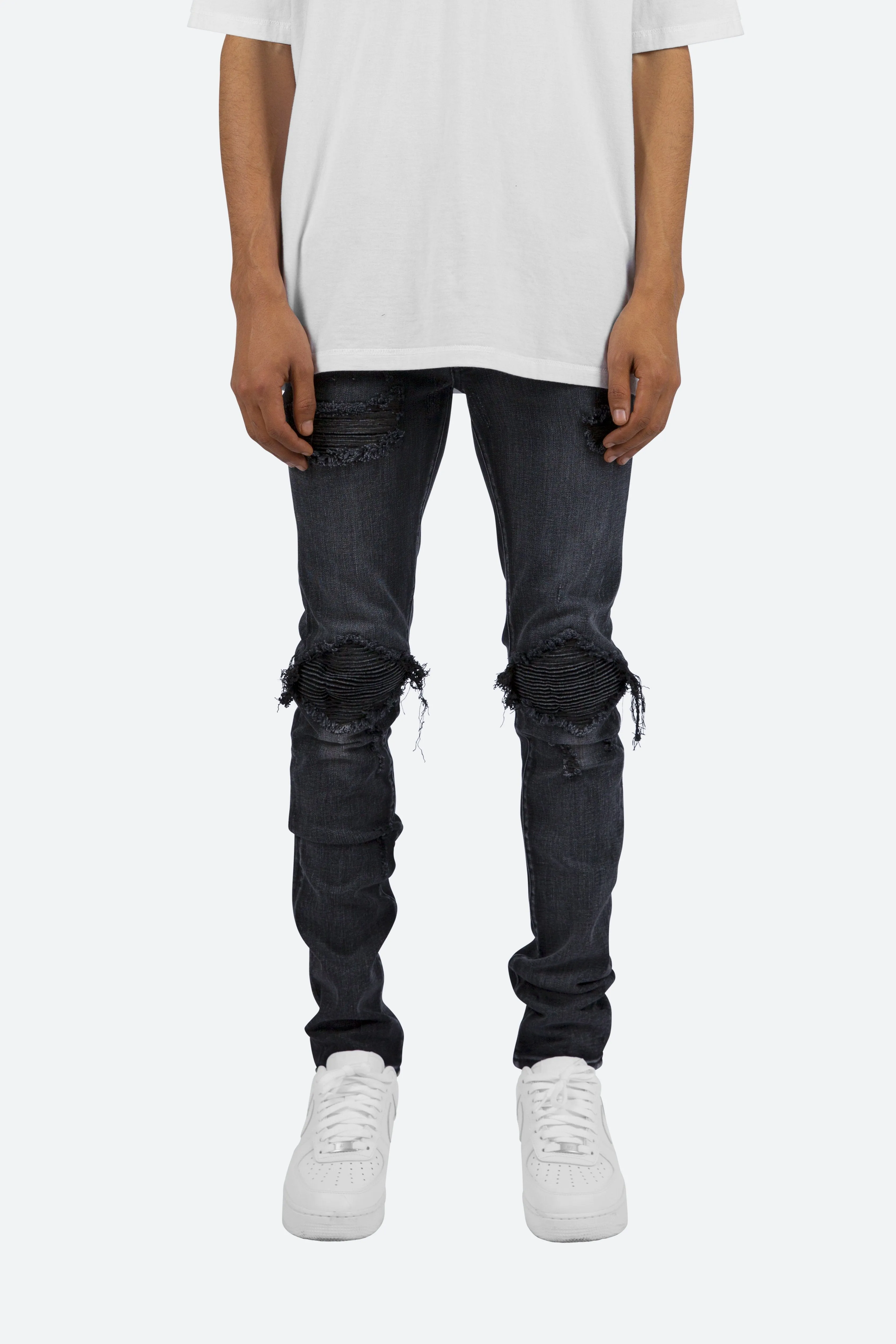 X162 Skinny Denim - Black sold by MNML product image thumbnail 3
