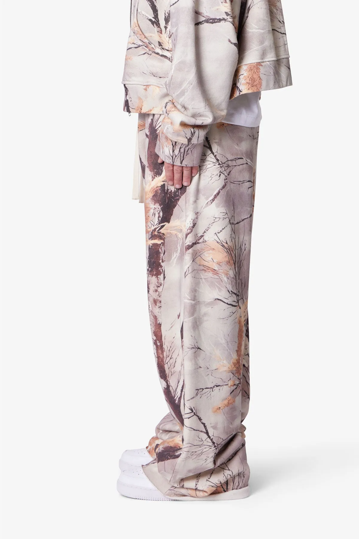 Ultra Baggy Fleece Sweatpants - Snow Camo sold by MNML product image thumbnail 4