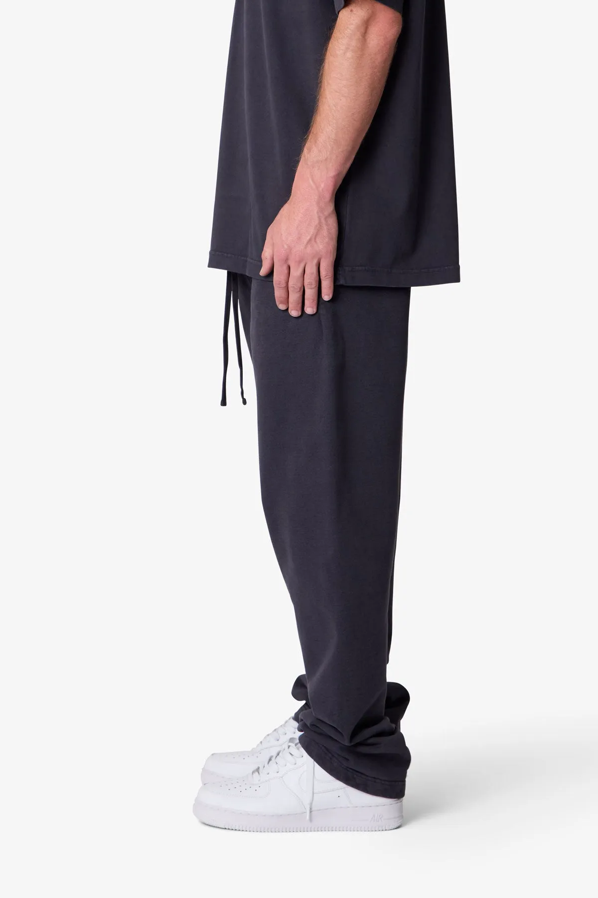 Heavy Basic Relaxed Sweatpants - Washed Black sold by MNML product image thumbnail 4