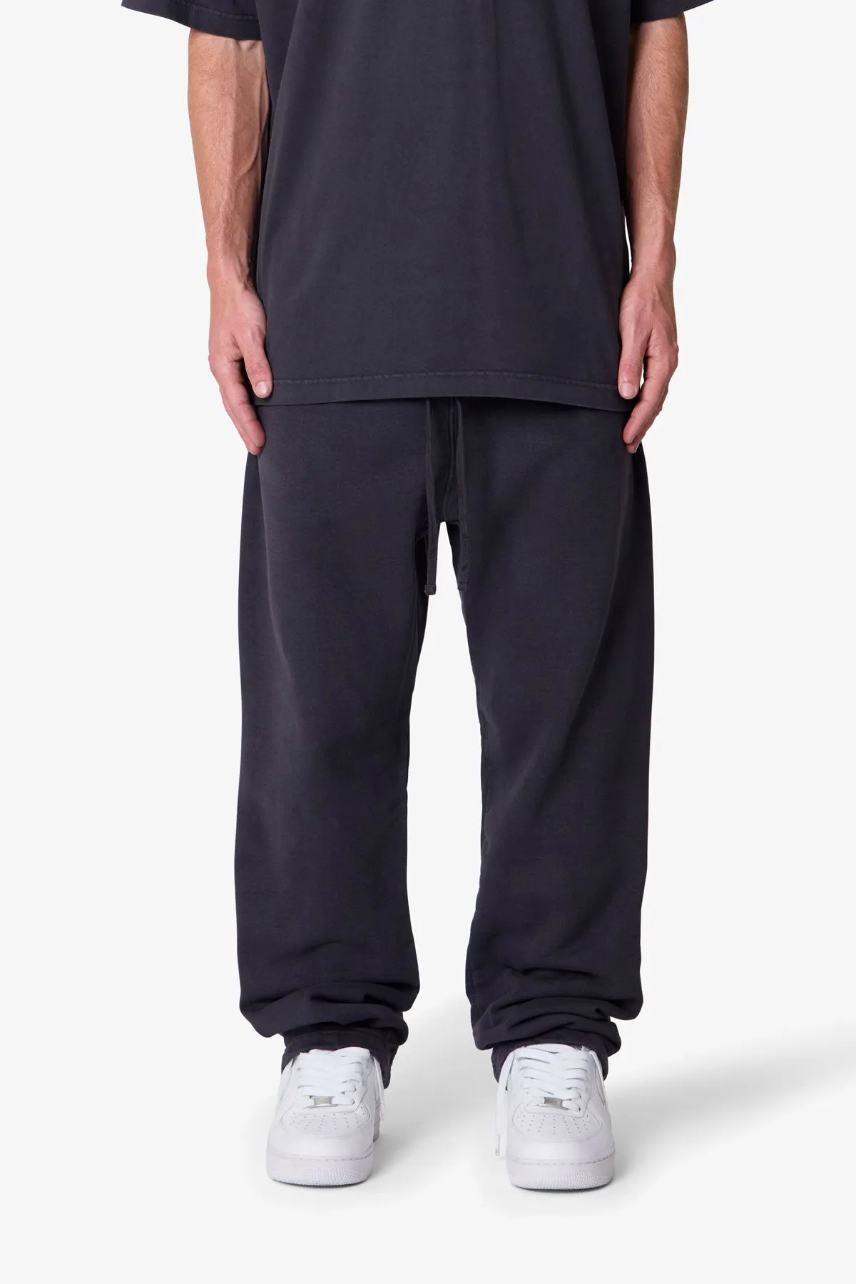 Heavy Basic Relaxed Sweatpants - Washed Black sold by MNML product image thumbnail 2