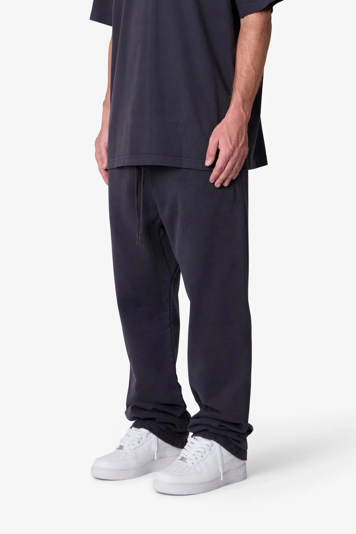 Heavy Basic Relaxed Sweatpants - Washed Black sold by MNML product image thumbnail 3