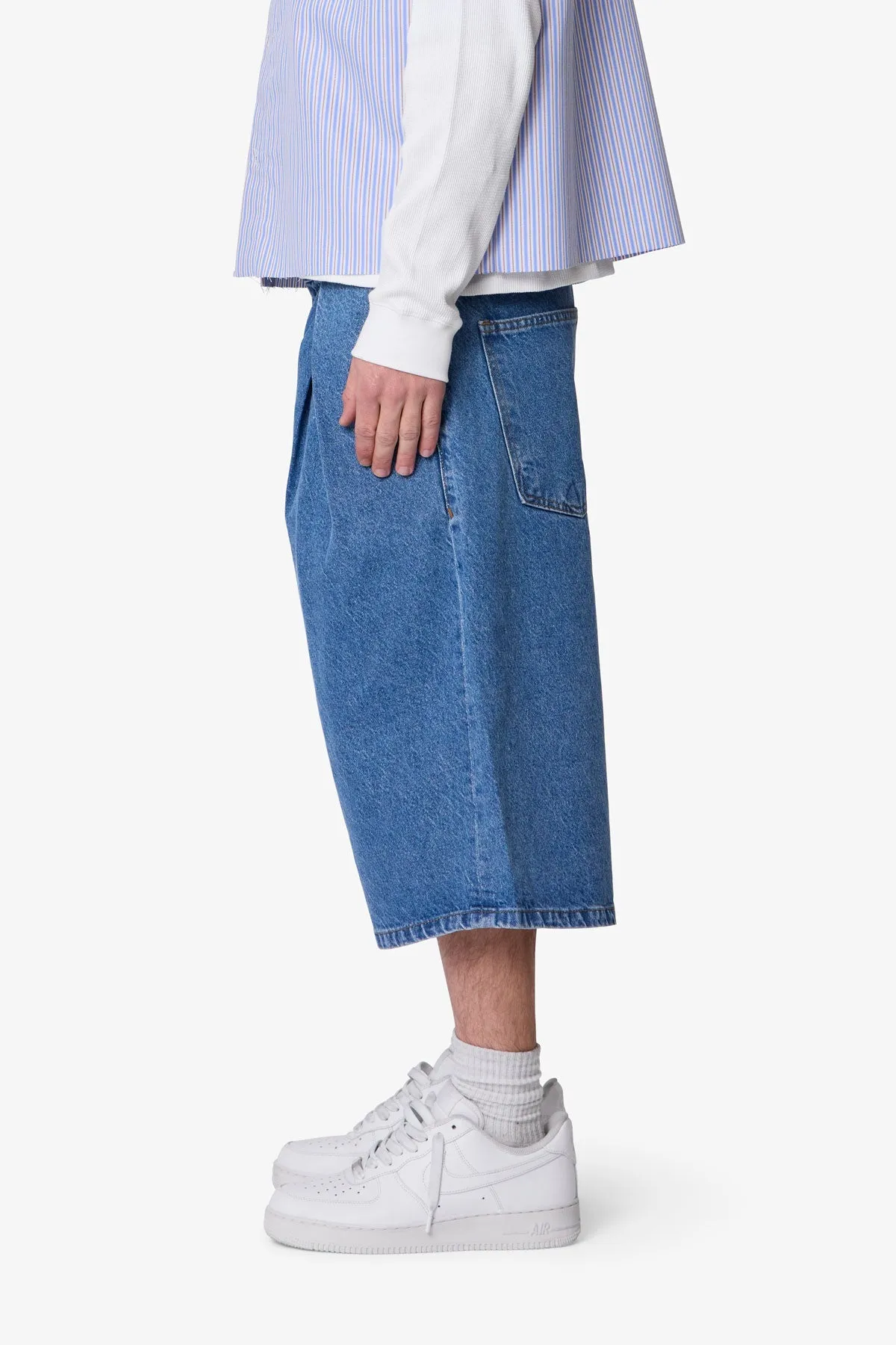 Ultra Baggy Pleated Denim Shorts - Washed Blue sold by MNML product image thumbnail 4